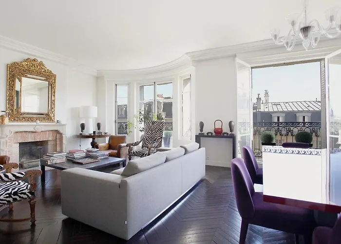 Apartment Outstanding 2 Bedrooms With A Terrific Eiffel Tower View *