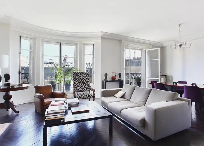 Outstanding 2 Bedrooms With A Terrific Eiffel Tower View