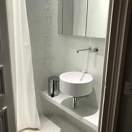 Outstanding 2 Bedrooms With A Terrific Eiffel Tower View Appartement Paris